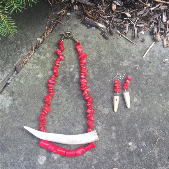 Red Coral Deer Antler Statement Necklace - Picture 14 of 14